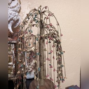 "Willow"tree decoration.